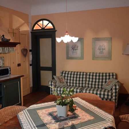 Il Nido Di Tosca Lägenhet Lucca Exteriör bild